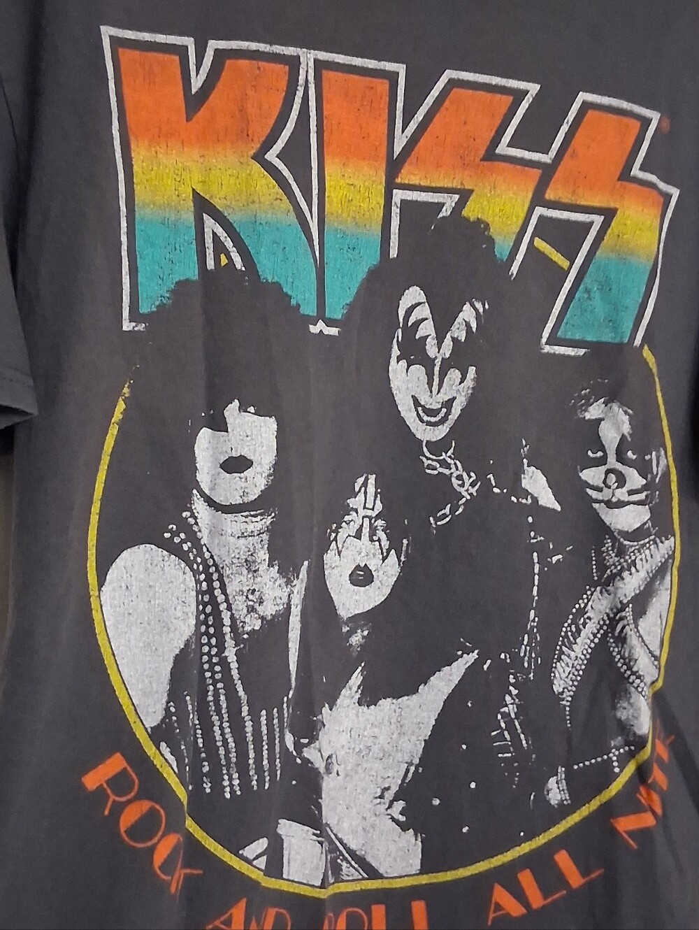 KISS Band T-Shirt - Picture 2 of 3